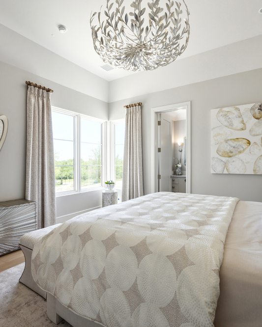 Grove Accent Table – Silver with Clam Shell Top