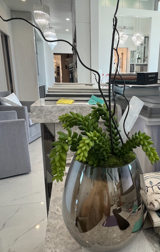 Mirrored Vase Floral